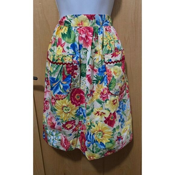 Vintage Floral Cotton Apron Skirt With Pockets & Tie Back - Picture 1 of 4